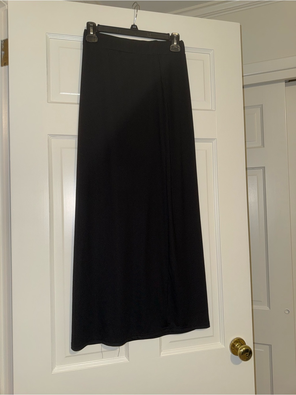 SHEIN Black Ribbed Maxi Skirt